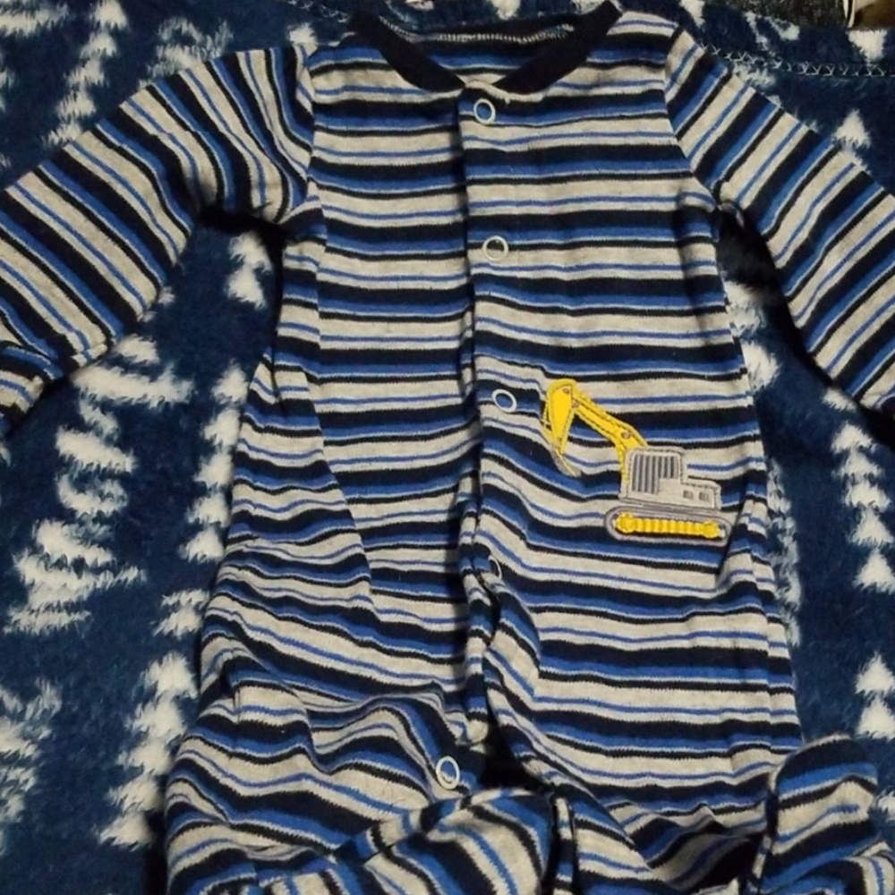 Baby clothes